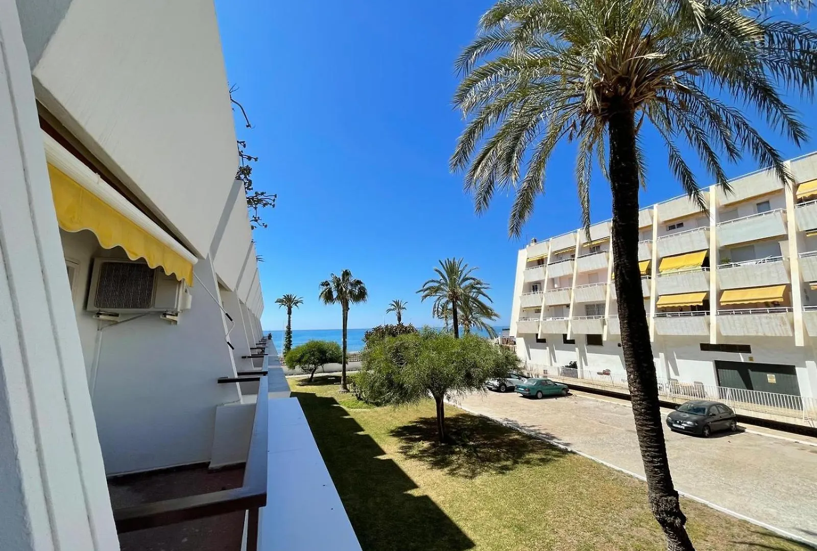 Terrasol Piramides 1 Dormitorio Caleta De Velez contacts